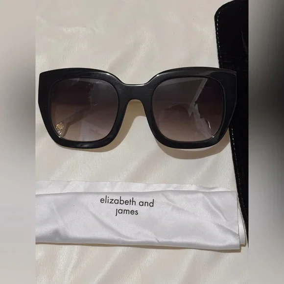 Alice + Olivia | Accessories | Alice Olivia Black Oversized 